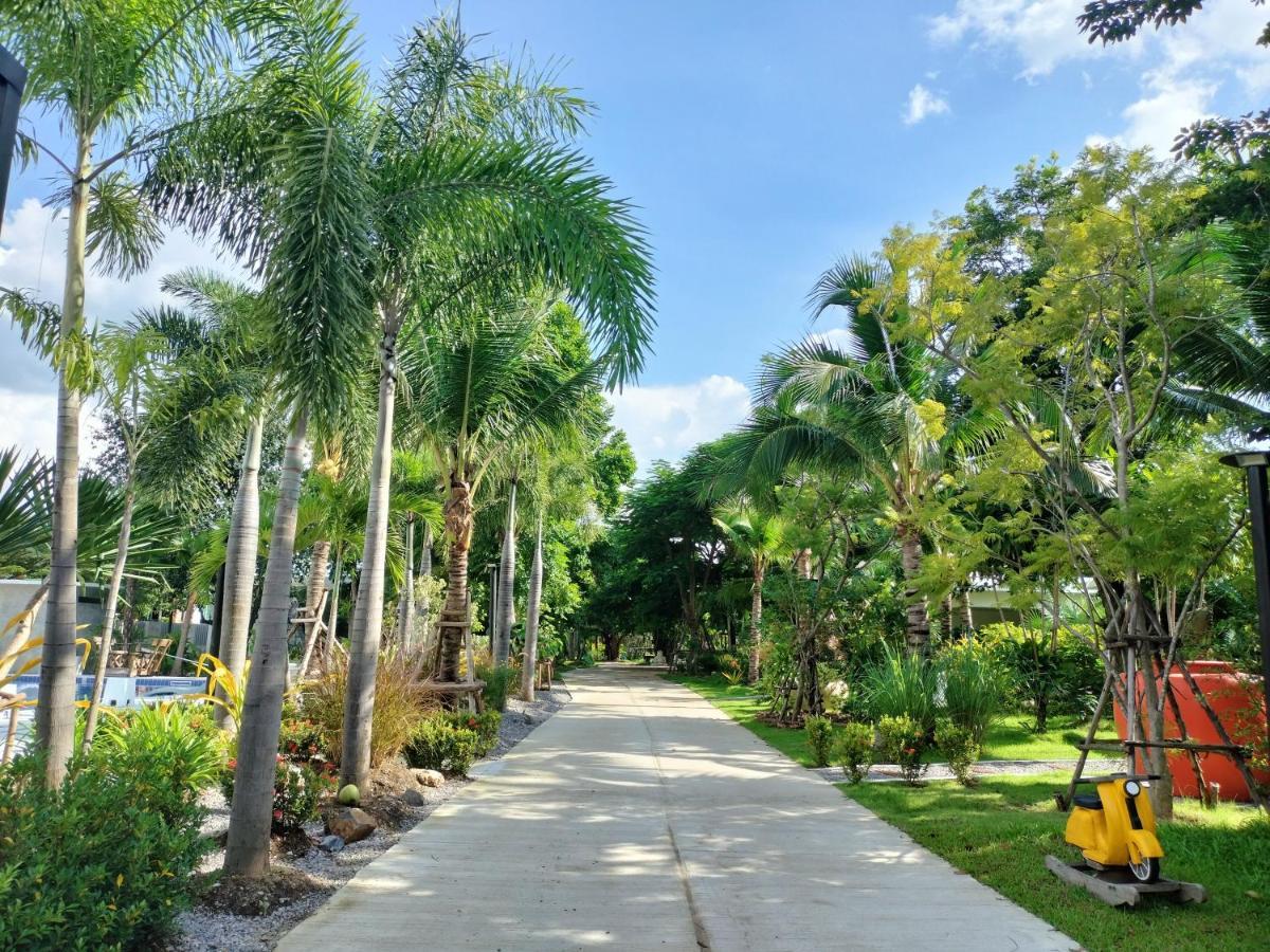 Sunset Resorts And Bar Ban Nong Chaeng  Exterior photo