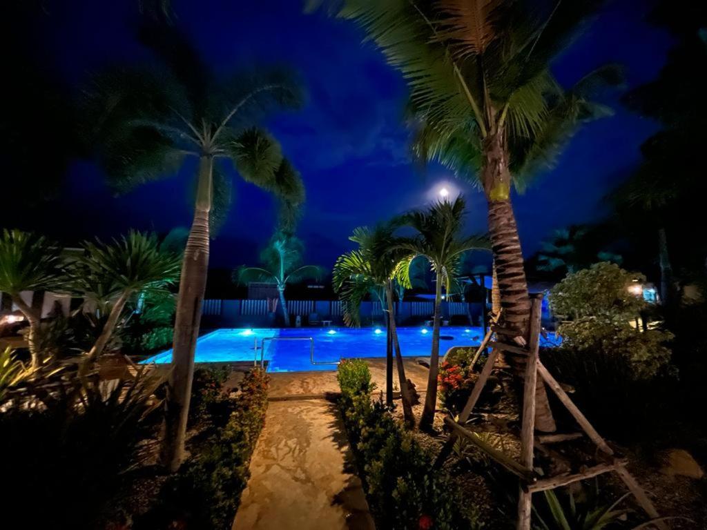 Sunset Resorts And Bar Ban Nong Chaeng  Exterior photo